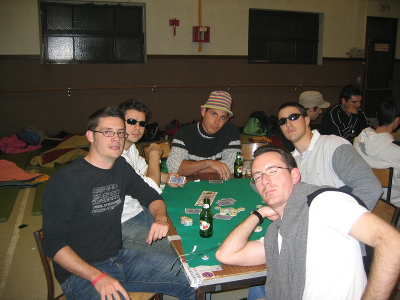 2005_11_25_Saint_Alban_weekend_poker_117.JPG (373742 octets)