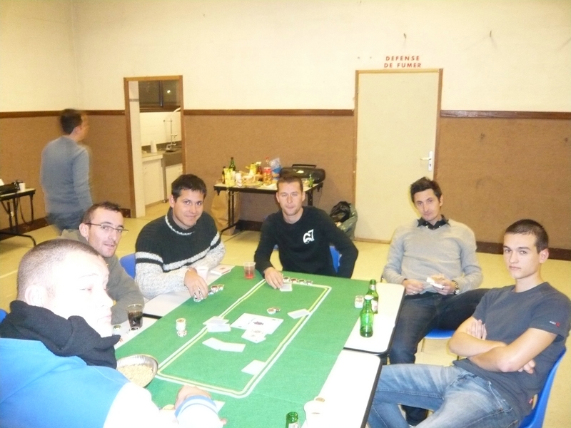 2007_11_23_Chambery_weekend_poker_105.jpg (341859 octets)